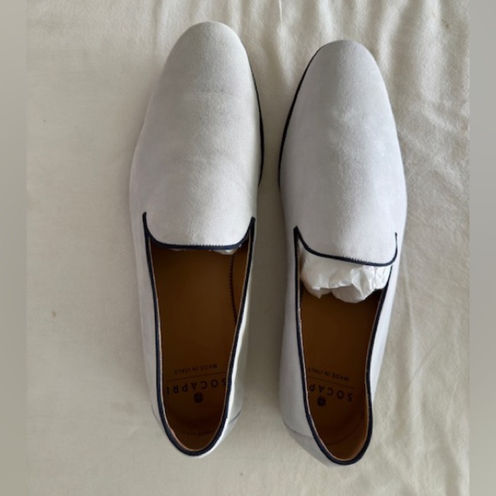 Never Worn: Men’s Suede Loafers